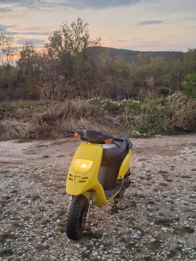 Piaggio Typhoon Скутера е изрияден палиш и краш , снимка 1