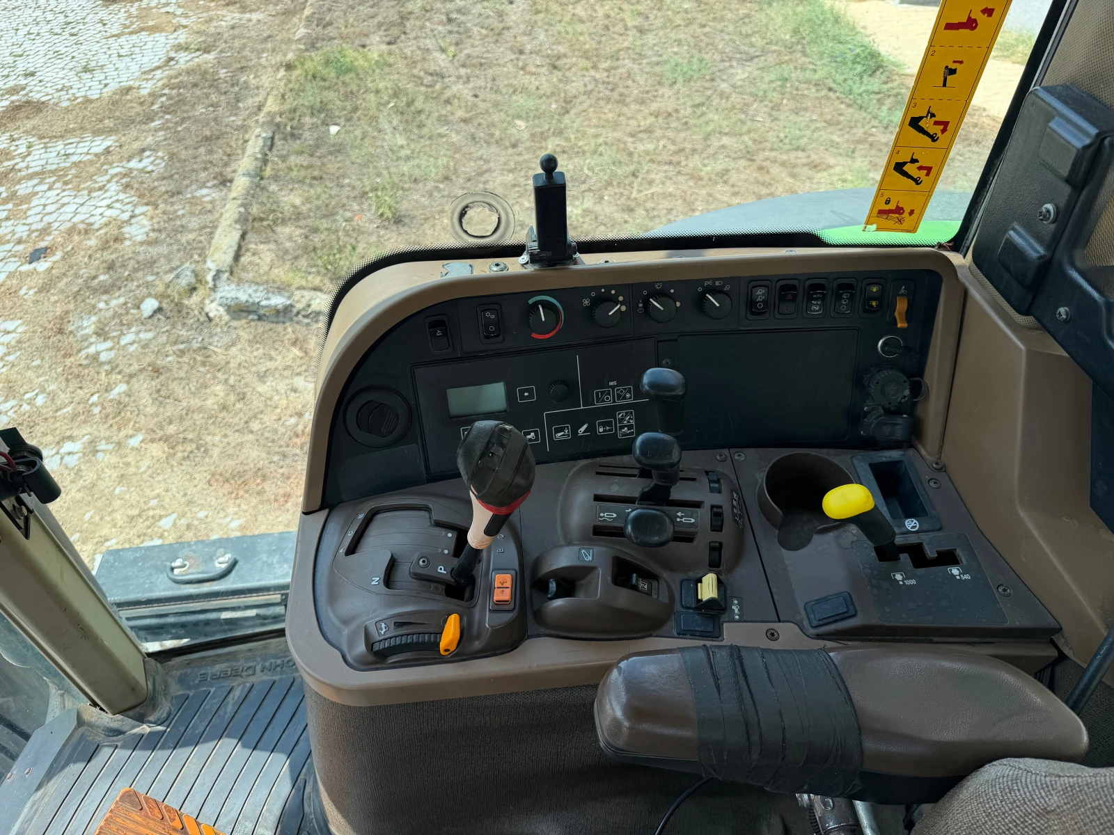 Трактор John Deere 7830 POWER SHIFT ЛИЗИНГ, снимка 12 - Селскостопанска техника - 55387464