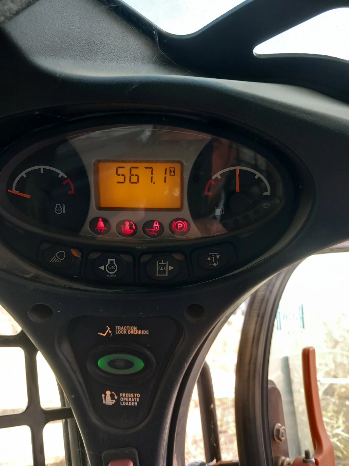 Мини челни товарачи Bobcat S450, снимка 10 - Индустриална техника - 54708261