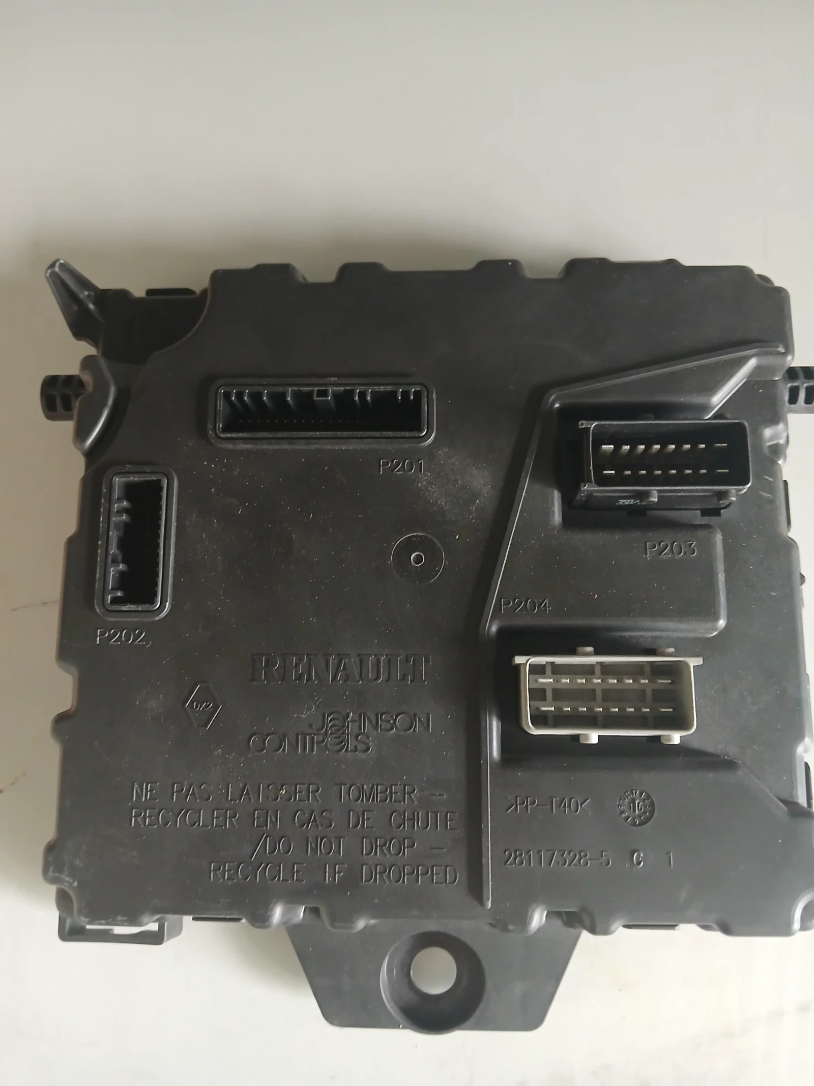 284 B13324R BCM/ECU модул Renault Master 2016г 2.3 DCI, снимка 3 - Части - 55132501