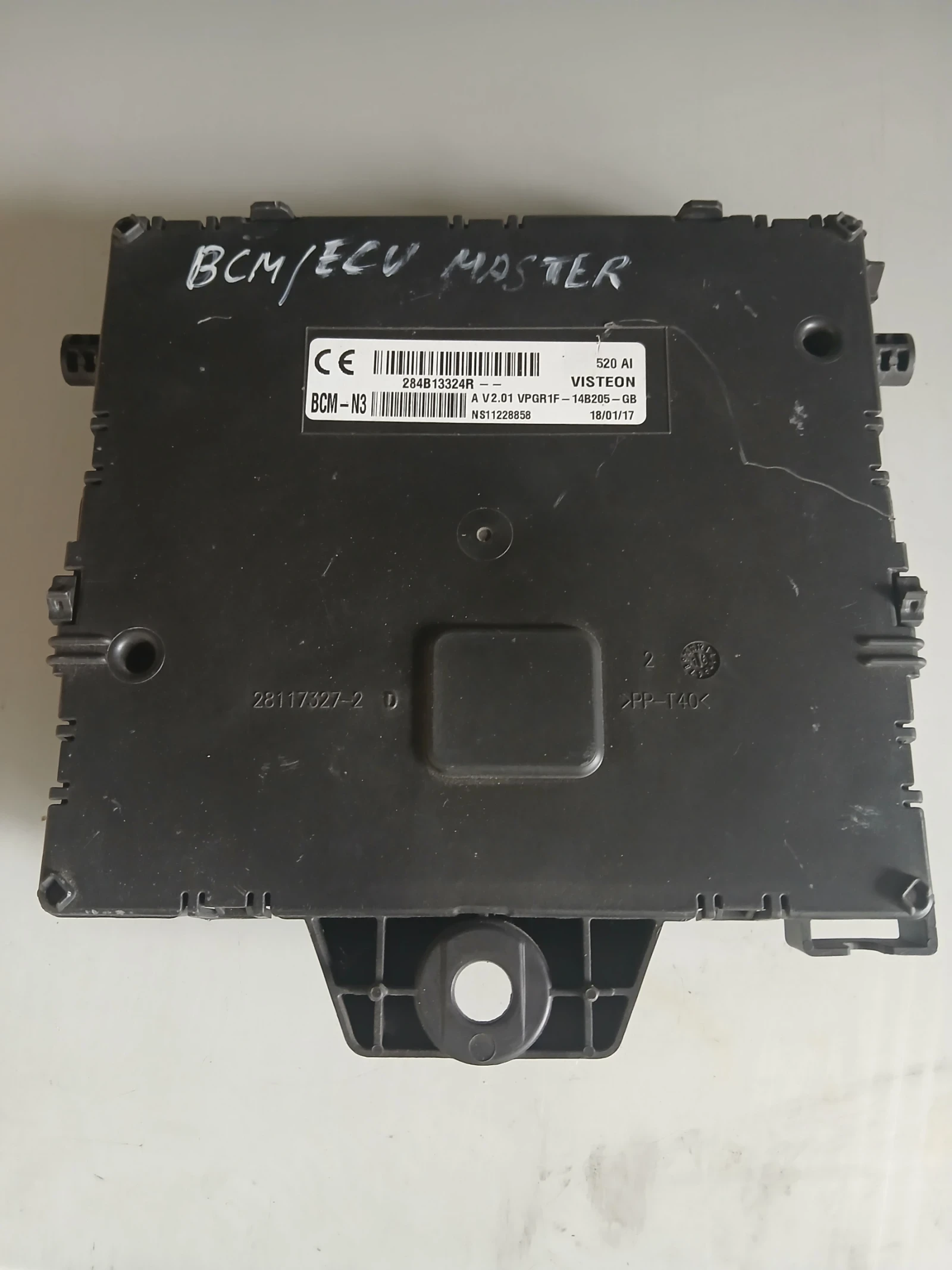 284 B13324R BCM/ECU модул Renault Master 2016г 2.3 DCI