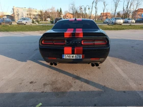 Dodge Challenger RT 5.7HEMI 8ZF, снимка 6