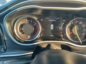 Dodge Challenger RT 5.7HEMI 8ZF, снимка 15