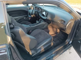 Dodge Challenger RT 5.7HEMI 8ZF, снимка 7