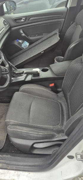 Renault Megane 1.5 dci - 10 лв. / 5.11 € - 25447048 7