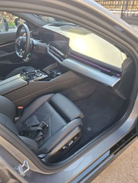 BMW 520 M-SPORT PRO , ICONIC GLOW , PANO , 21 INDIVIDUAL | Mobile.bg � ����� ������ 9