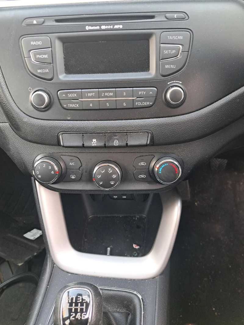 Kia Ceed 1.4CRDI 90к.с., снимка 5 - Автомобили и джипове - 43501169