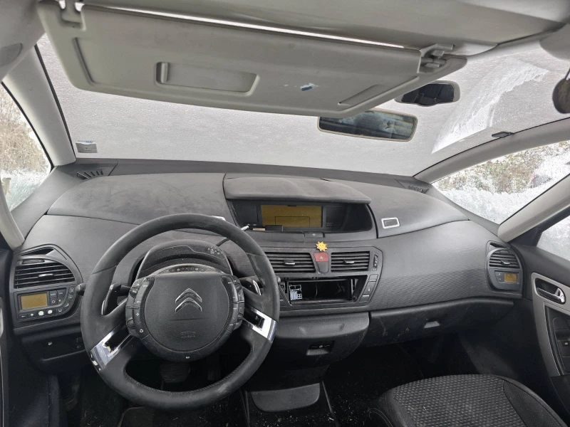 Citroen C4 Picasso 1.6HDI, снимка 6 - Автомобили и джипове - 48663570