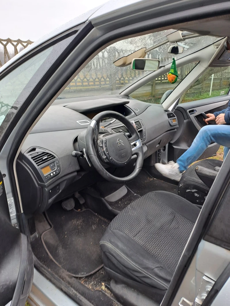 Citroen C4 Picasso 1.6HDI, снимка 4 - Автомобили и джипове - 48663570