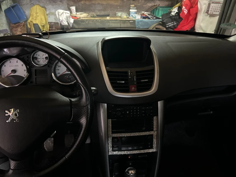 Peugeot 207 1.4 , снимка 10 - Автомобили и джипове - 48663530