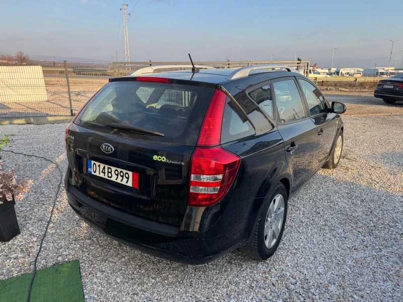 Kia Ceed 1.6, снимка 4 - Автомобили и джипове - 49274124