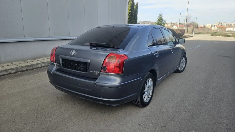 Toyota Avensis 2.0 D4D, снимка 4 - Автомобили и джипове - 49528841