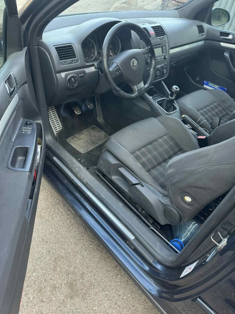 VW Golf 2.0, снимка 6 - Автомобили и джипове - 52870683