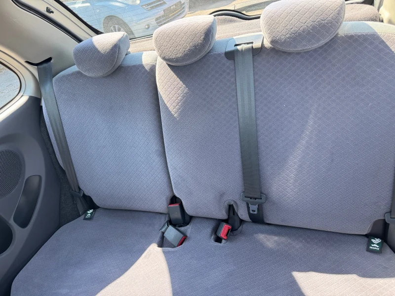 Nissan Micra 1.2 Automatik 80кс, снимка 10 - Автомобили и джипове - 52483675