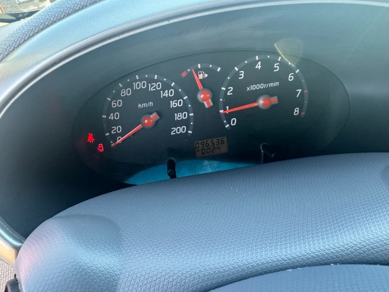 Nissan Micra 1.2 Automatik 80кс, снимка 12 - Автомобили и джипове - 52483675
