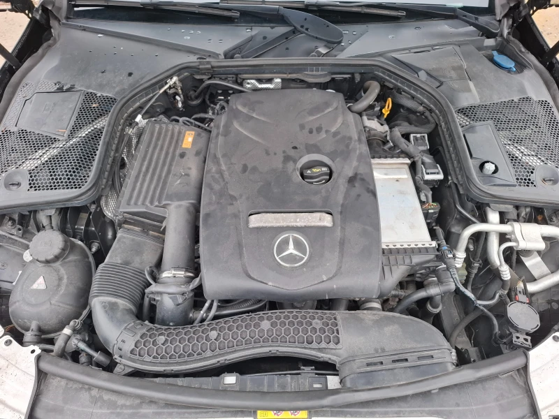 Mercedes-Benz C 200 184к.с. 4х4 9G-TRONIC AMG , снимка 16 - Автомобили и джипове - 52470308