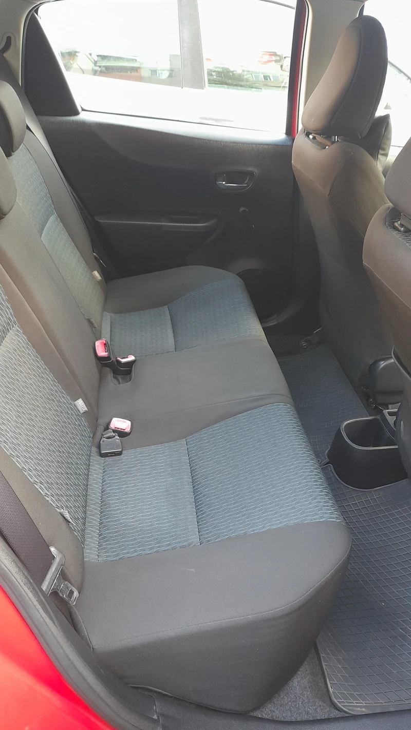Toyota Yaris, снимка 9 - Автомобили и джипове - 52478748
