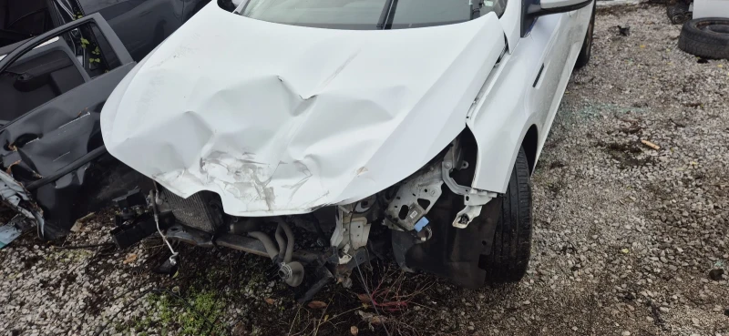 Renault Megane 1.5 dci, снимка 5 - Автомобили и джипове - 52521547