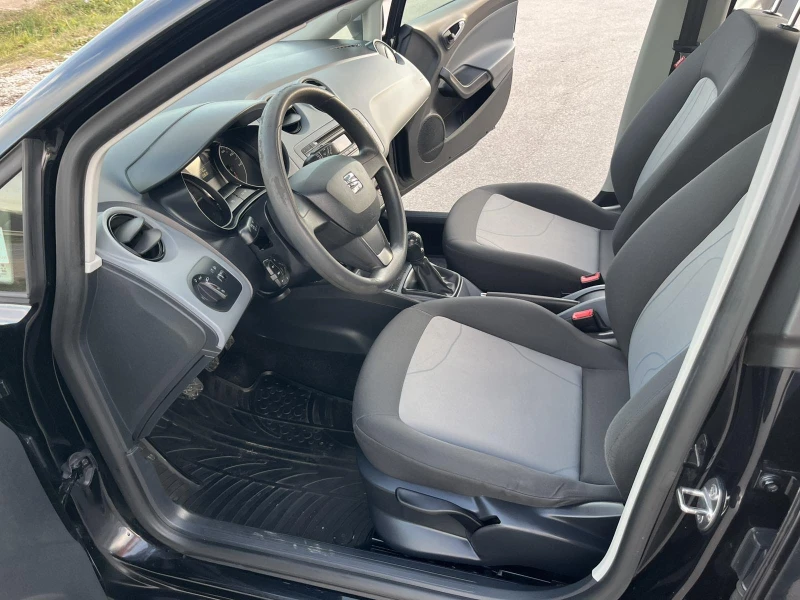 Seat Ibiza 1.2I 69кс. EURO 5 КЛИМАТИК , снимка 8 - Автомобили и джипове - 52851040