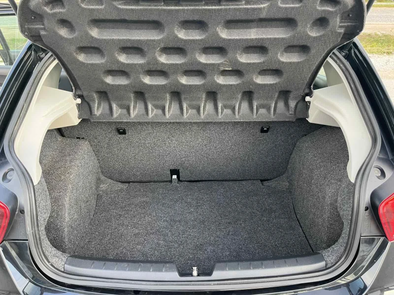 Seat Ibiza 1.2I 69кс. EURO 5 КЛИМАТИК , снимка 14 - Автомобили и джипове - 52851040