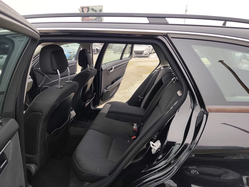 Mercedes-Benz C 180 Навигация , Италия , снимка 7 - Автомобили и джипове - 53384614