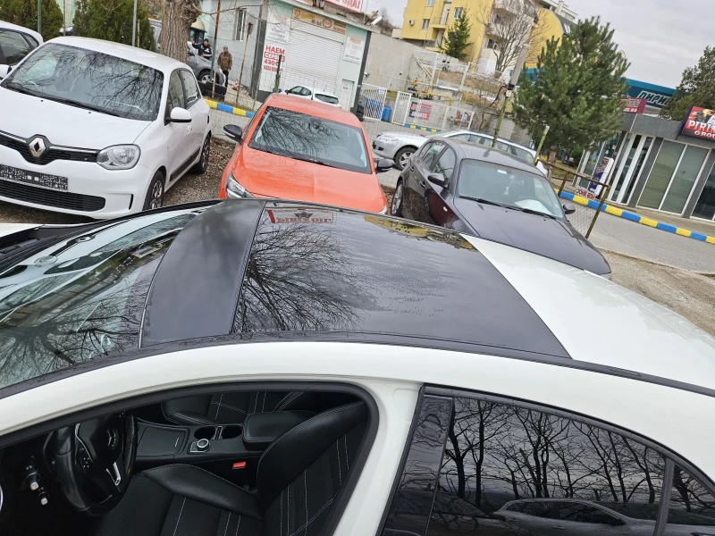 Mercedes-Benz A 200 4 Matic* Distronik* Panorama* , снимка 15 - Автомобили и джипове - 53576495