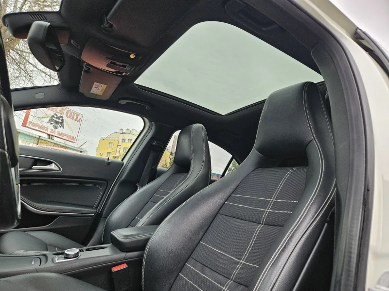Mercedes-Benz A 200 4 Matic* Distronik* Panorama* , снимка 16 - Автомобили и джипове - 53576495