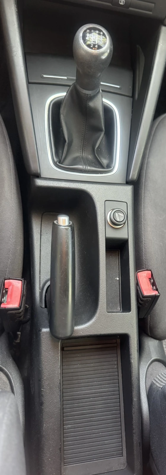 Audi A3 1.6 - изображение 6