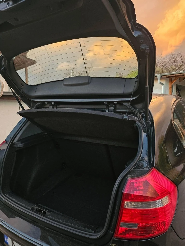 BMW 118 2.0 FACELIFT, снимка 7 - Автомобили и джипове - 55422827