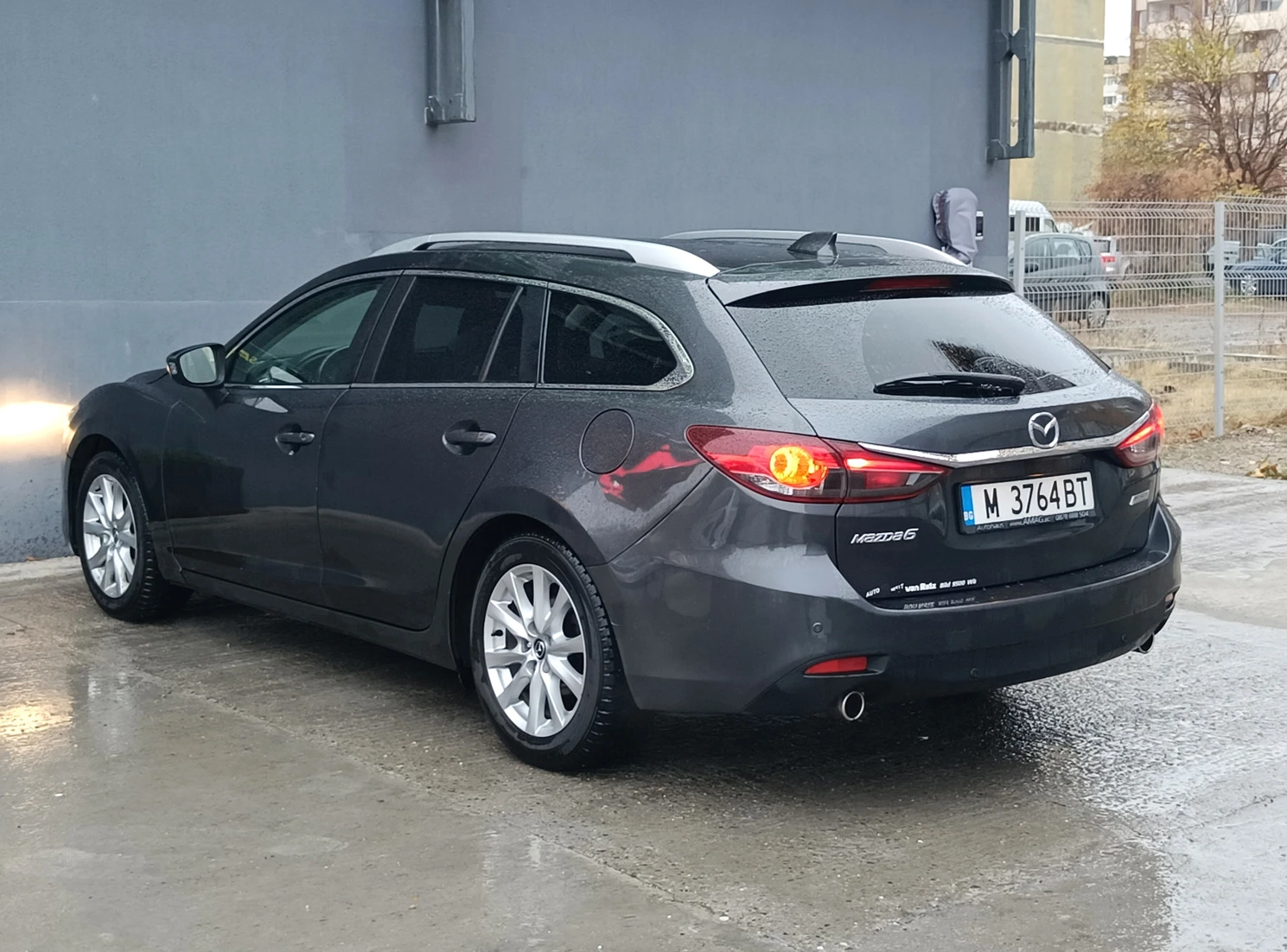 Mazda 6 2.2  - изображение 5