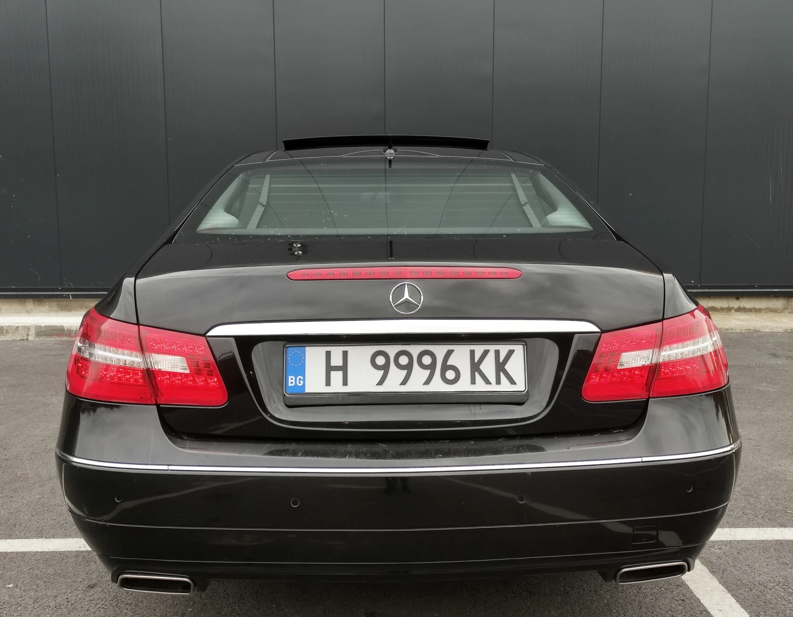 Mercedes-Benz E 500 388hp 7G TRONIC* PANORAMA* KEYLESS* DISTRONIC - изображение 5