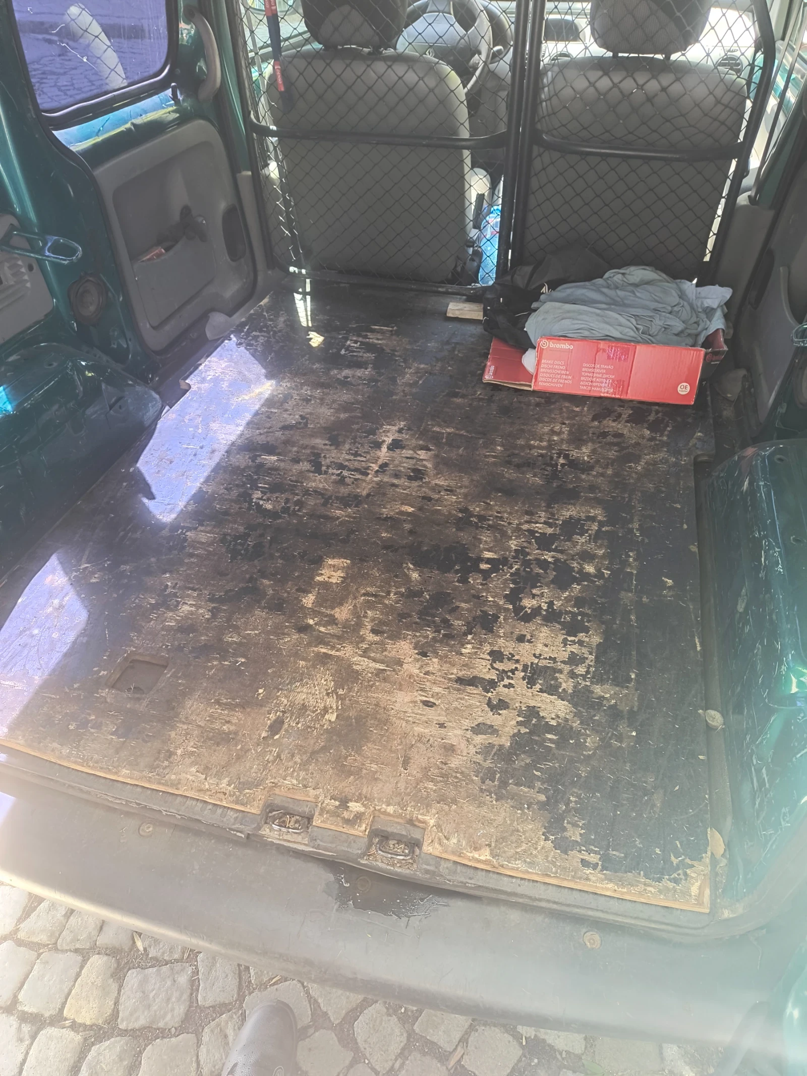 Renault Kangoo 1.9DTi Товарен - изображение 8