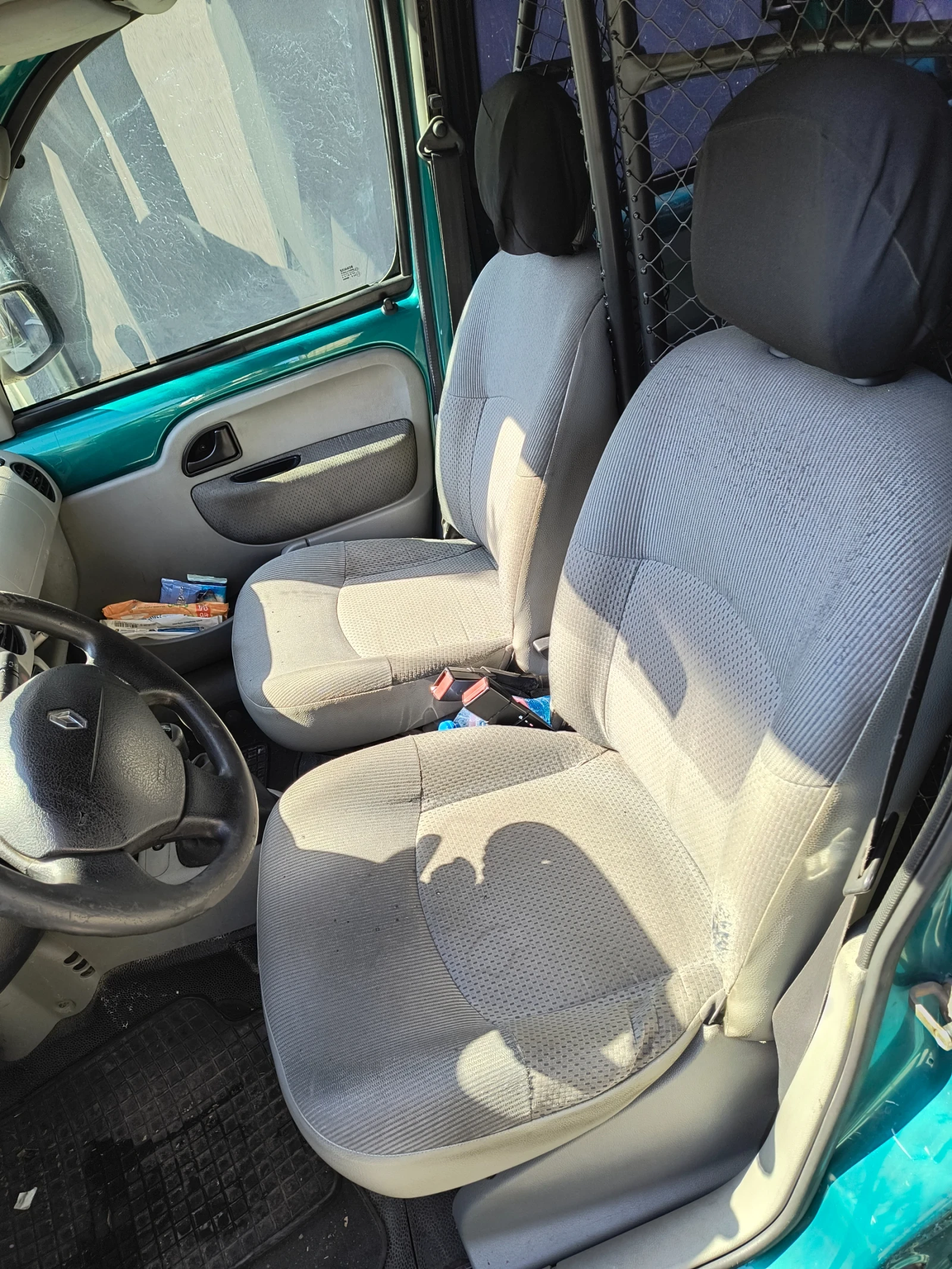 Renault Kangoo 1.9DTi Товарен - изображение 6