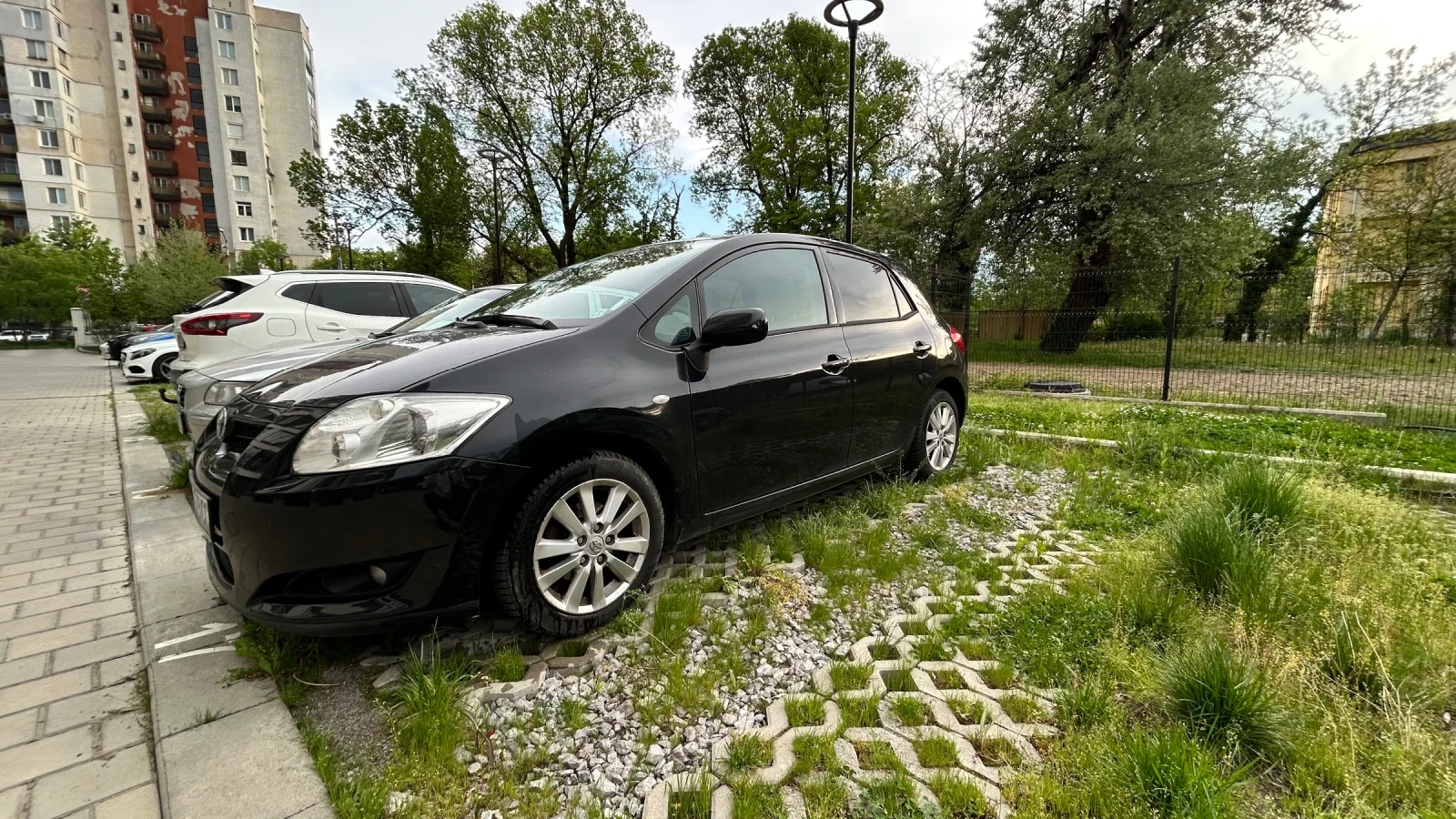 Toyota Auris  - изображение 7