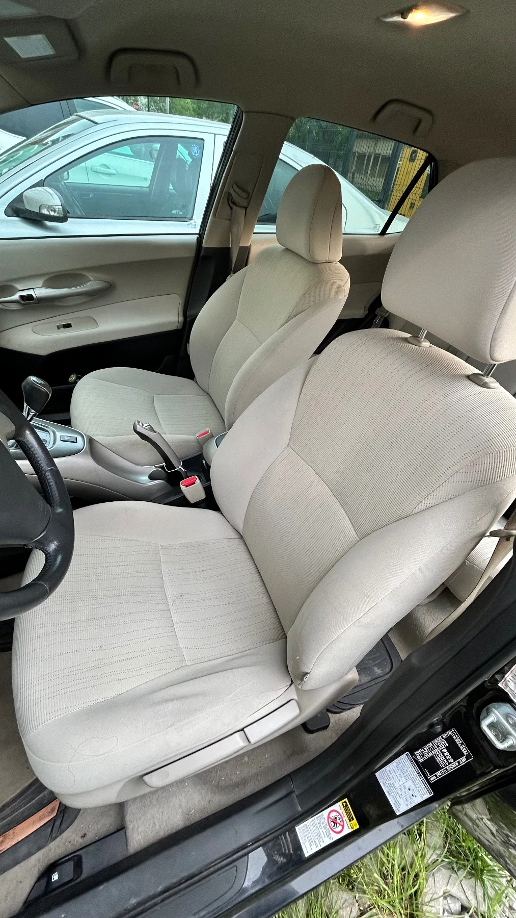 Toyota Auris  - изображение 2