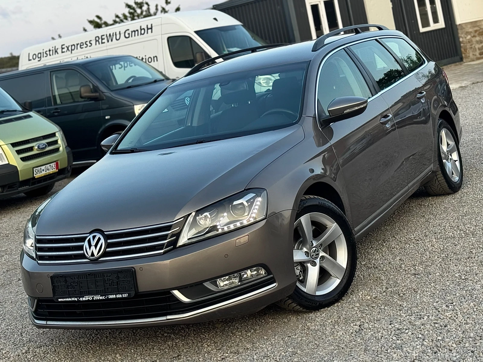 VW Passat 2.0TDI 140кс АВТОМАТ КСЕНОН-ЛЕД КАМЕРА ПОДГРЕВ - изображение 3