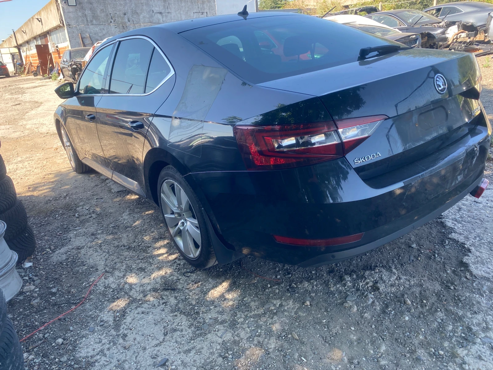 Skoda Superb 2.0tdi - изображение 5