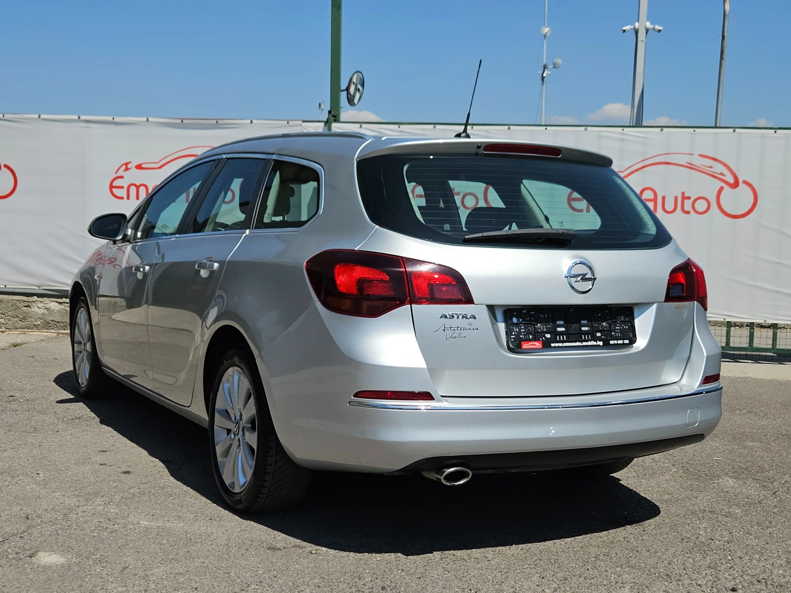 Opel Astra 1.4Т/GPL/COSMO/Sports Tourer/ACC/LED/NAVI/БЛУТУТ - изображение 5