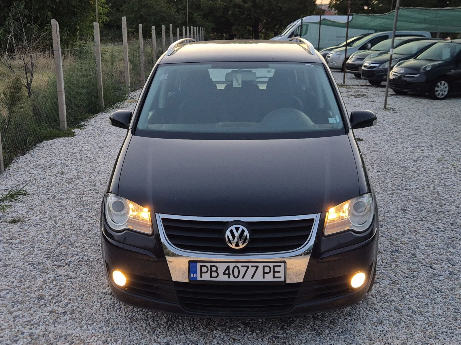 VW Touran 1.9TDi 105к.с - изображение 2