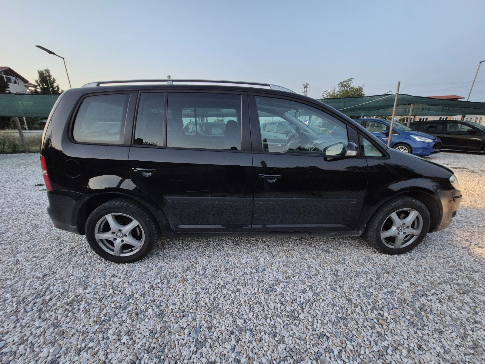 VW Touran 1.9TDi 105к.с - изображение 8