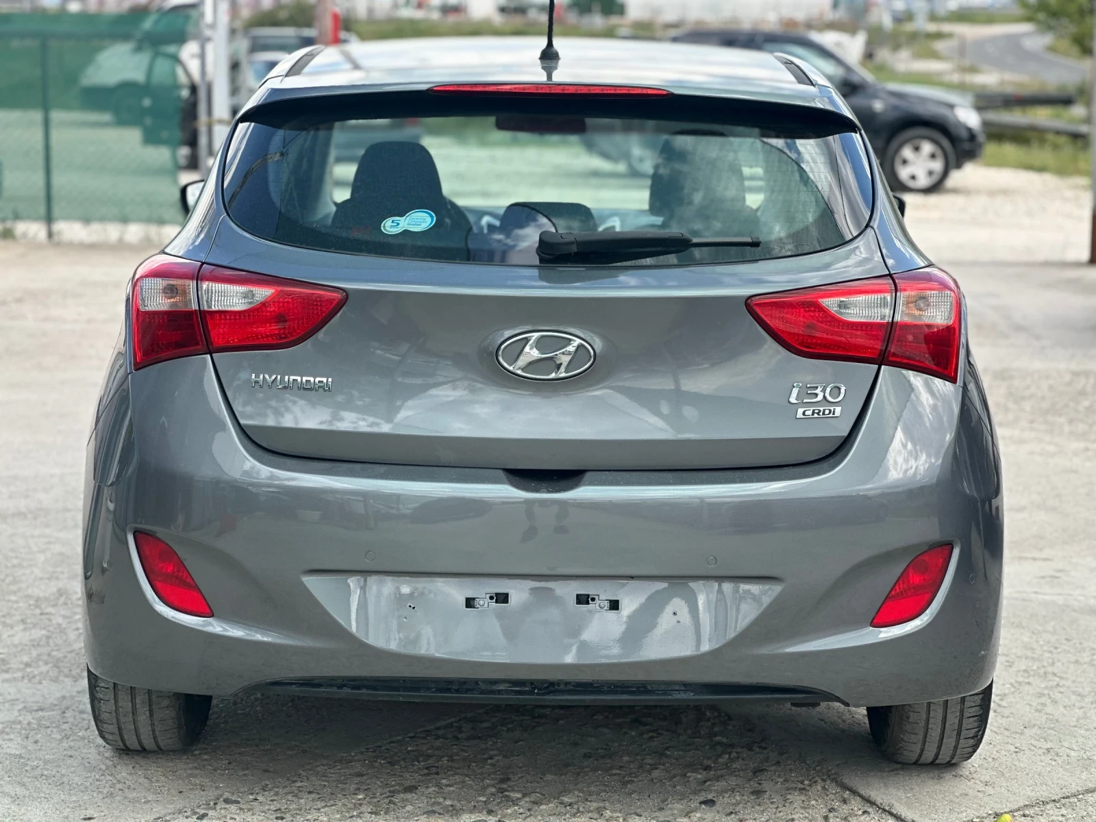 Hyundai I30 1.6 CRDI 112 kc - изображение 2
