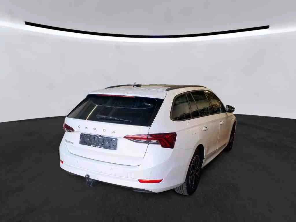 Skoda Octavia 2.0 TDI Clever"Панорама"Виртуален Педал  - изображение 2