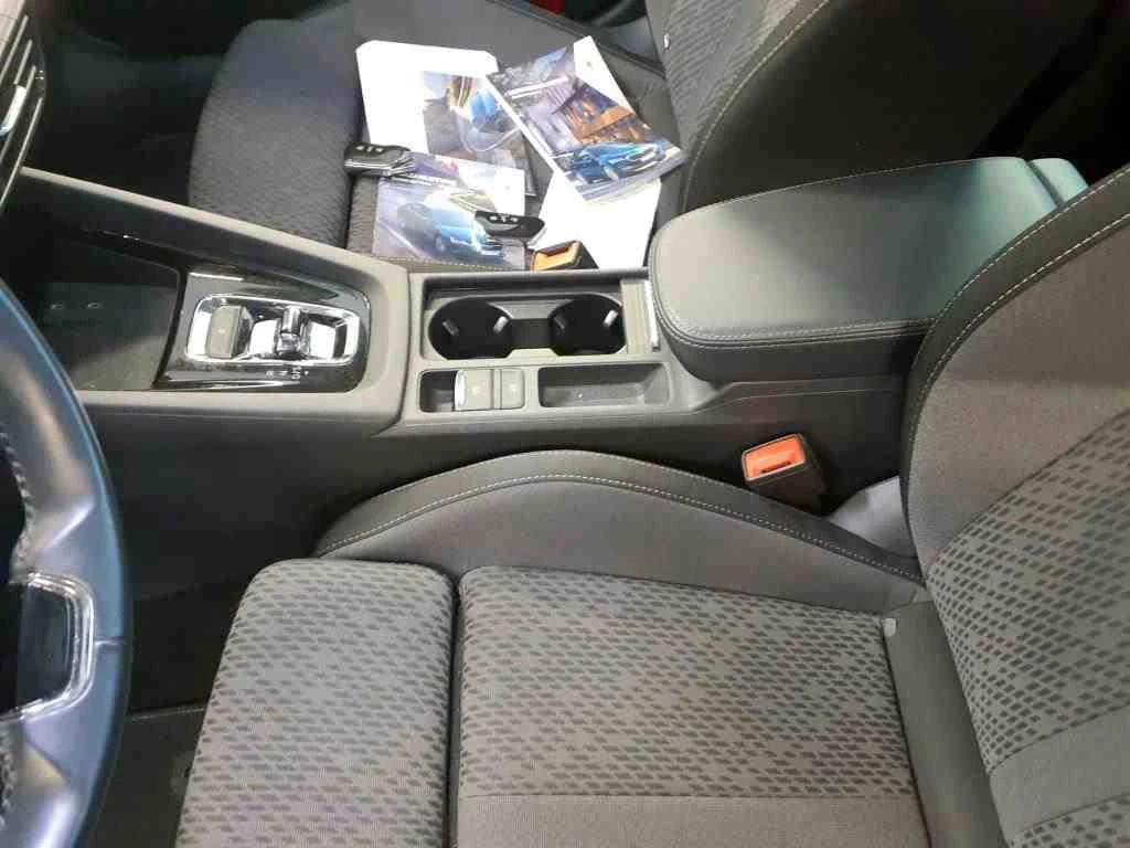 Skoda Octavia 2.0 TDI Clever"Панорама"Виртуален Педал  - изображение 9