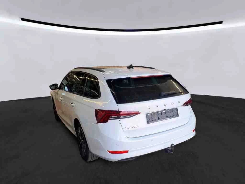 Skoda Octavia 2.0 TDI Clever"Панорама"Виртуален Педал  - изображение 4