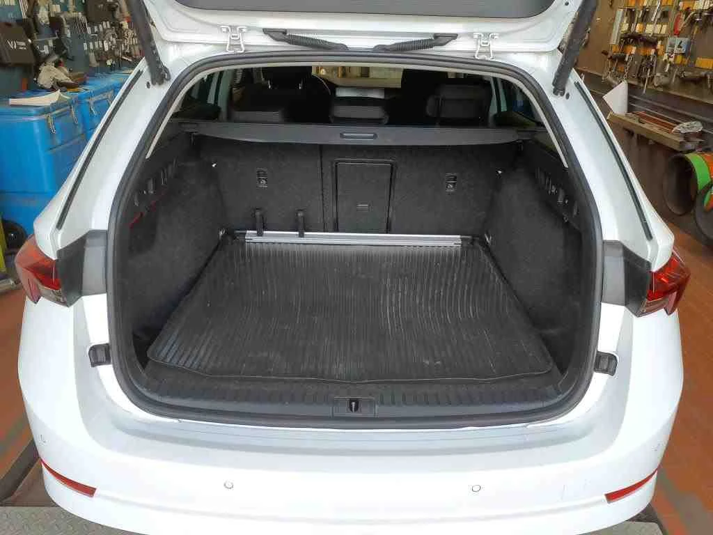 Skoda Octavia 2.0 TDI Clever"Панорама"Виртуален Педал  - изображение 5