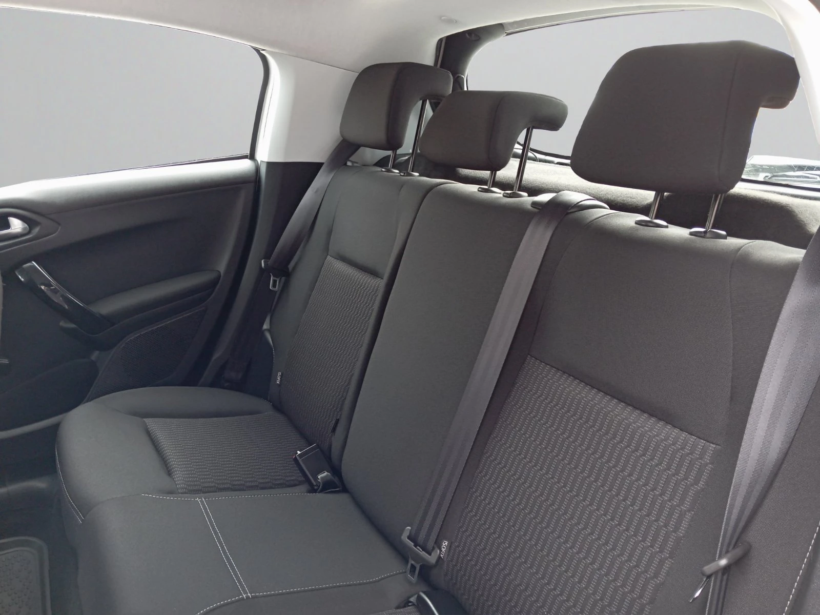 Peugeot 208 5P ACTIVE 1.2 VTi 68 BVM5 EURO 6.2 | Mobile.bg   12