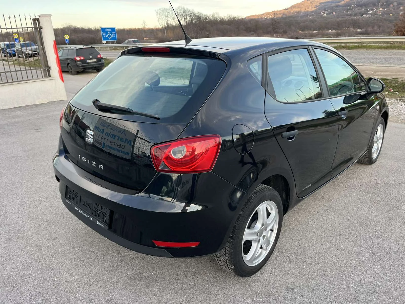 Seat Ibiza 1.2I 69кс. EURO 5 КЛИМАТИК  - изображение 4