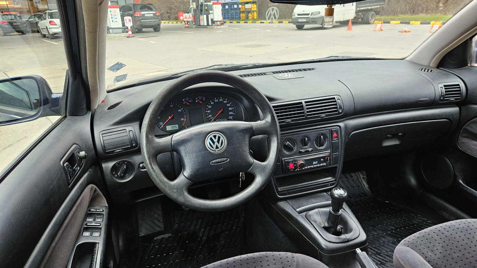 VW Passat 1.9 TDI 4X4/KLIMATIK - изображение 10