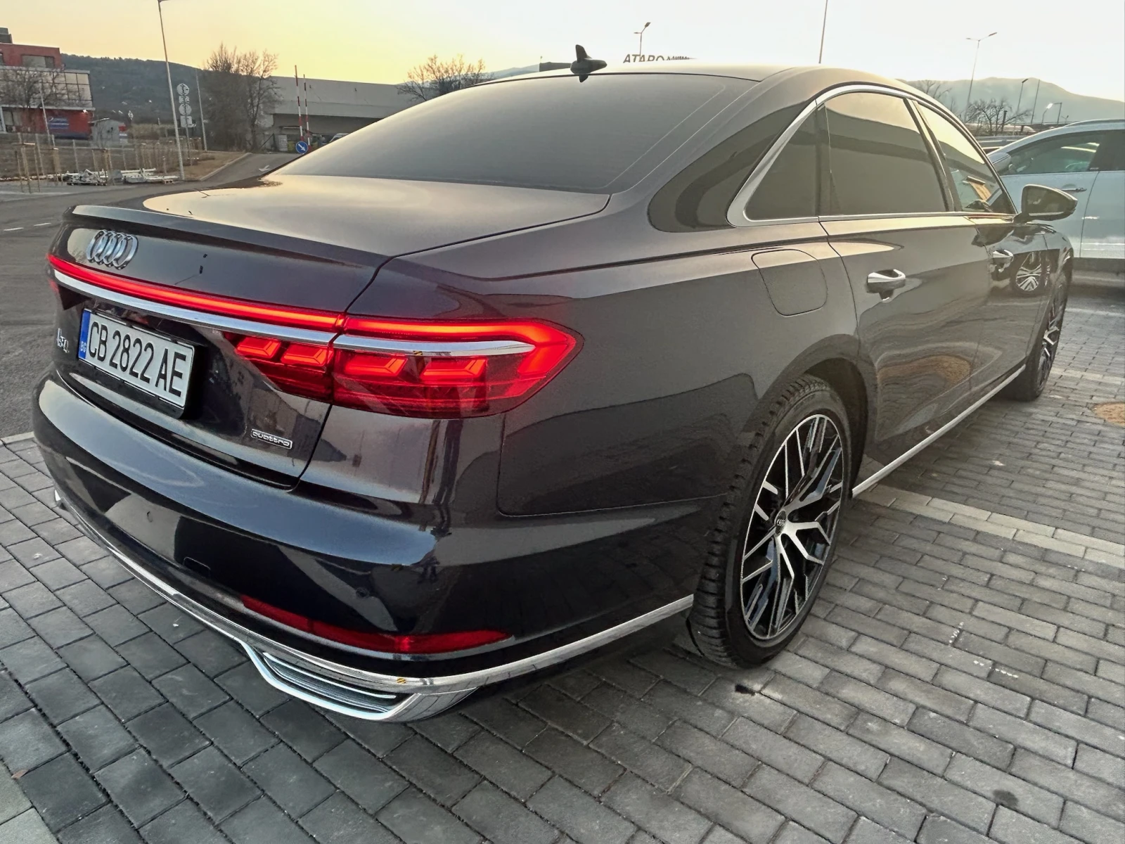 Audi A8 Long* S-line* HU* 3xTV* FULL, снимка 3 - Автомобили и джипове - 53807068