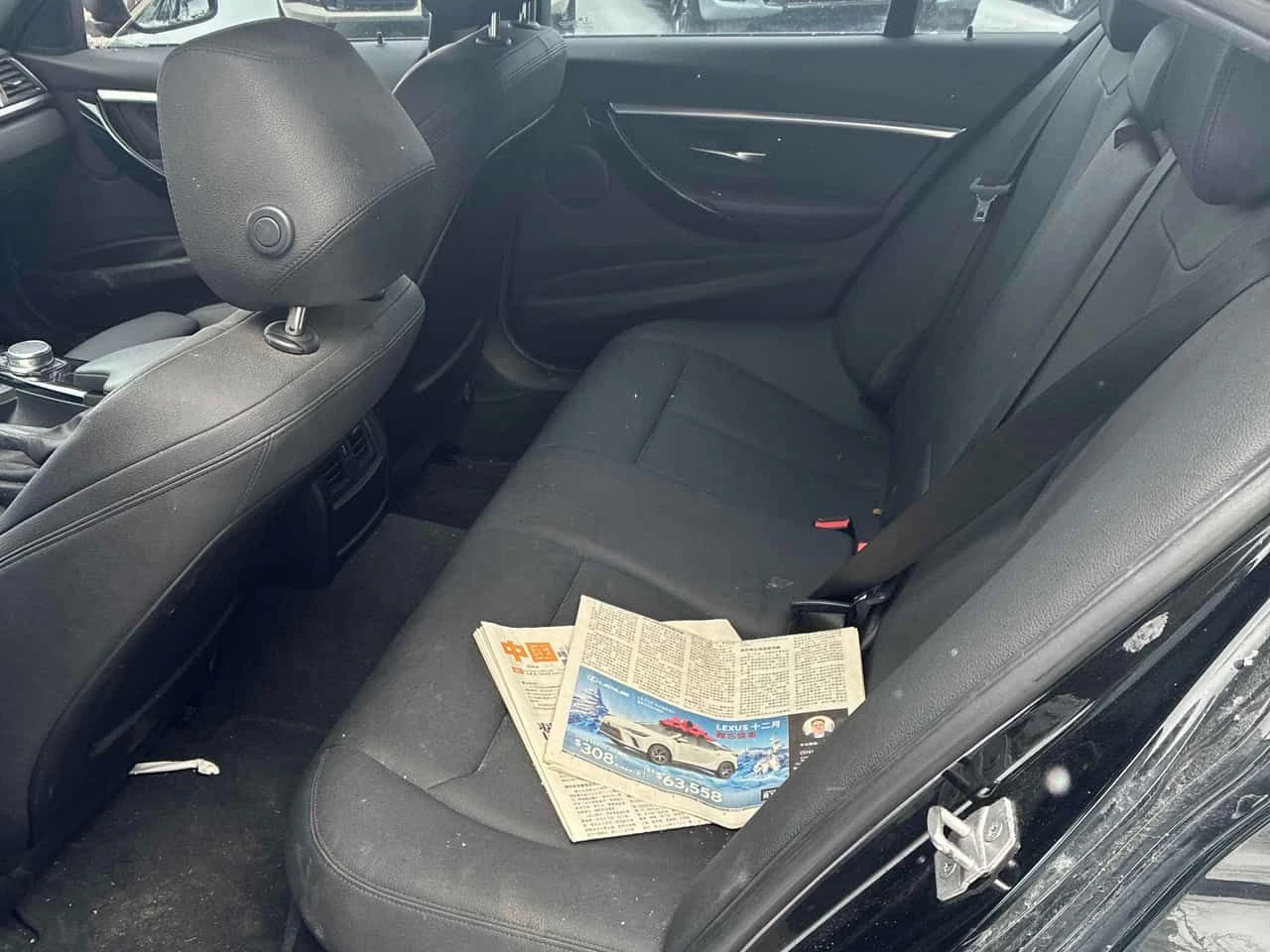 BMW 330 i xDrive/CARFAX/ШИБИДАХ/ПОДГРЕВИ, снимка 13 - Автомобили и джипове - 53880283